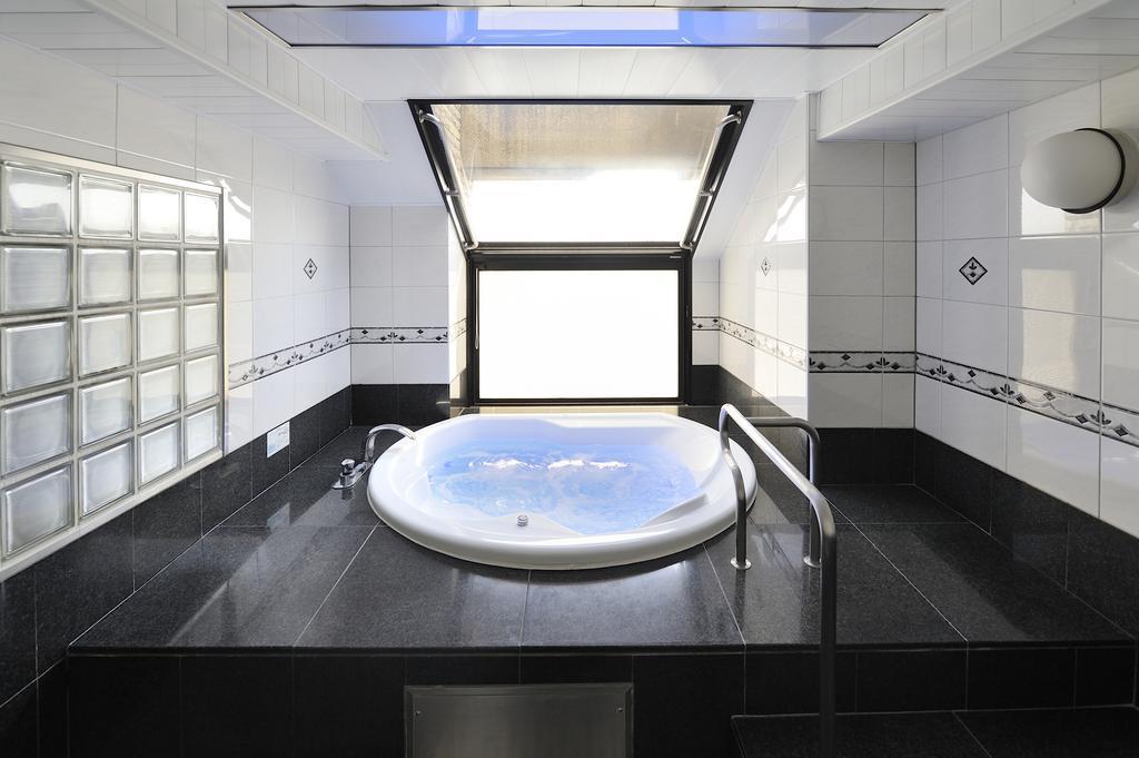Water Hotel Mw (Adults Only) Saitama Exterior photo